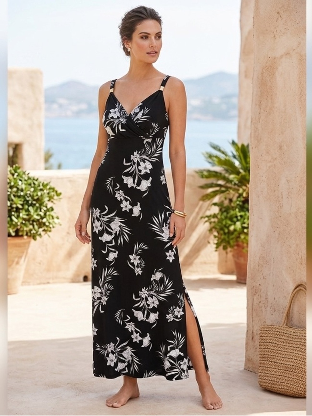 White House Black Market Black and White Floral Dress